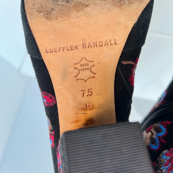 Loeffler Randall: Floral Embroidered Ankle Boots - Black and Multicolor. Size7.5 - Picture 13 of 13